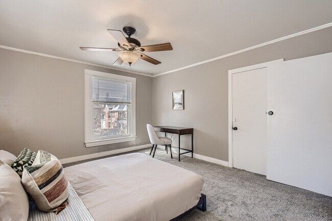 Building Photo - 1244 York St