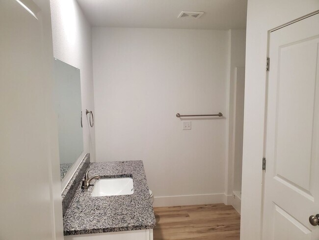 Building Photo - 1205 Nedra Dr