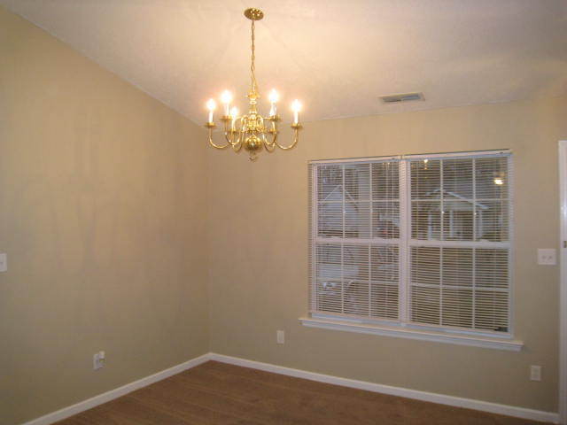 Building Photo - Half off first month rent move in special