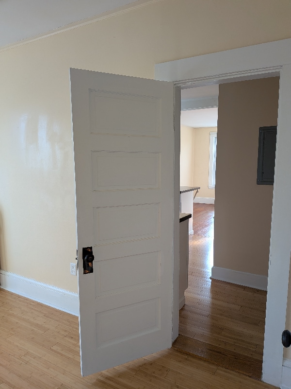 Building Photo - 148 Main St