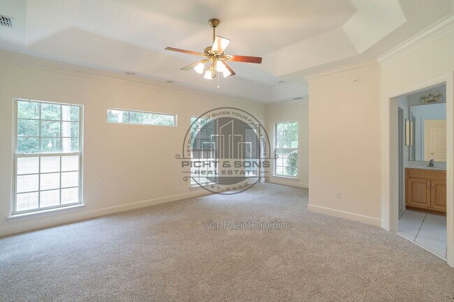 Building Photo - 9540 Starhawk Dr