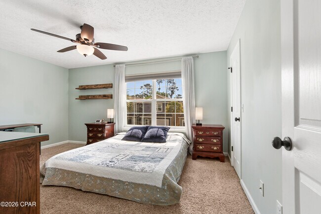 Building Photo - 2428 Causeway Manor Ct