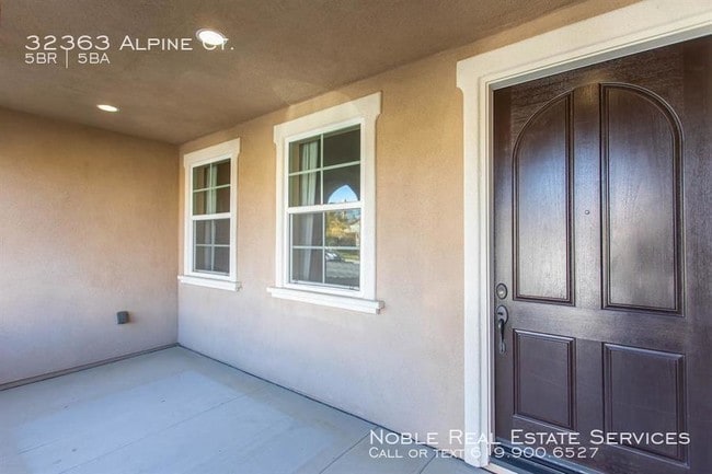 Building Photo - 32363 Alpine Ct