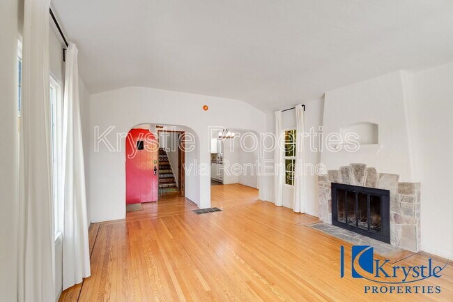 Building Photo - 1616 Fern Pl