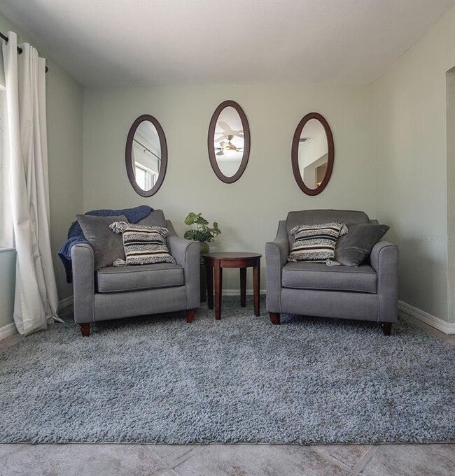 Building Photo - 4739 Baywood Point S