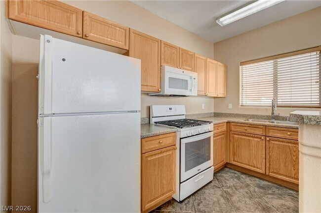 Building Photo - 9327 Ruby Arrow Ct