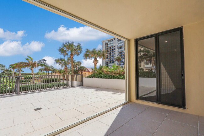 Building Photo - 200 Ocean Trail Way