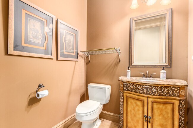 Stunning 3 bedroom, 2.5 bathroom home for lease in beautiful Rio Verde! - 26446 N Avenida del Ray