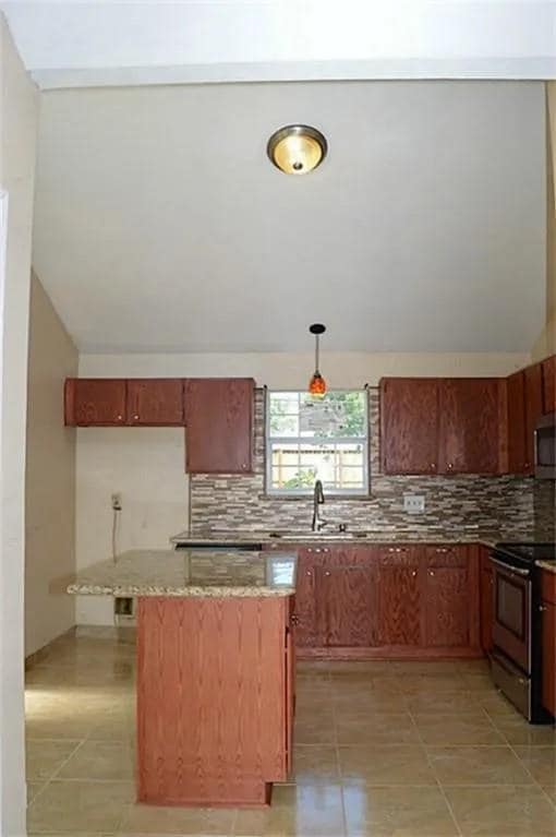 Building Photo - 13115 Pebblewalk Cir S