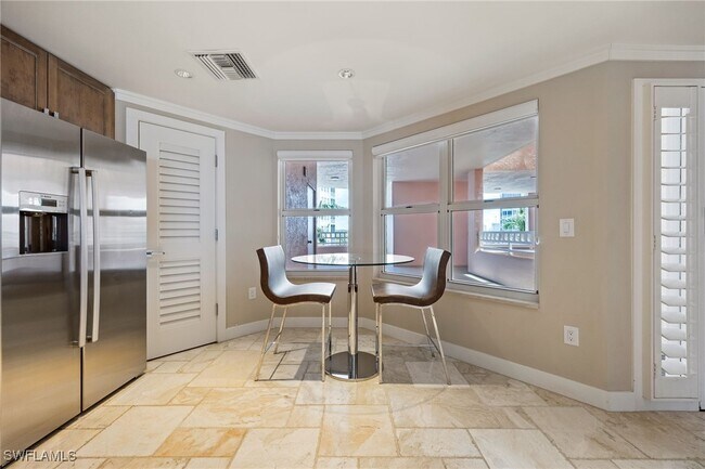 Building Photo - 265 Barefoot Beach Blvd