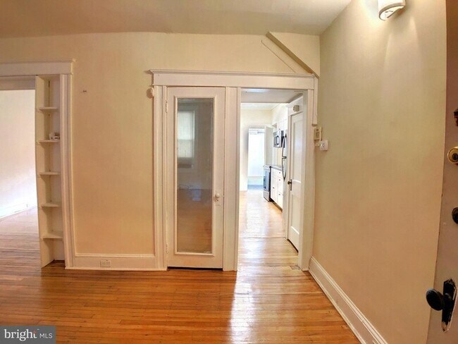 Building Photo - 3303 Guilford Ave