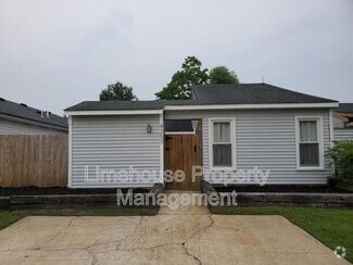 Building Photo - 4253 Longwood Rd