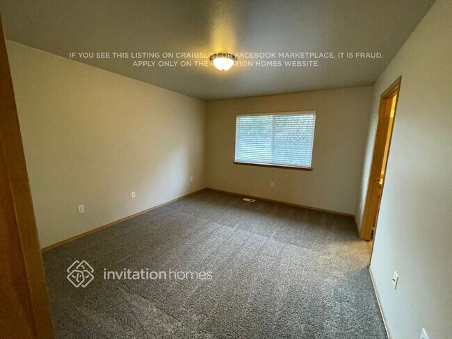 Building Photo - 1315 187th St Ct E