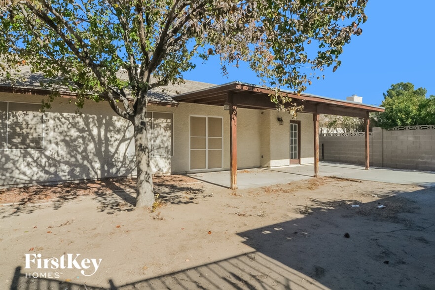 Building Photo - 801 Anchor Dr