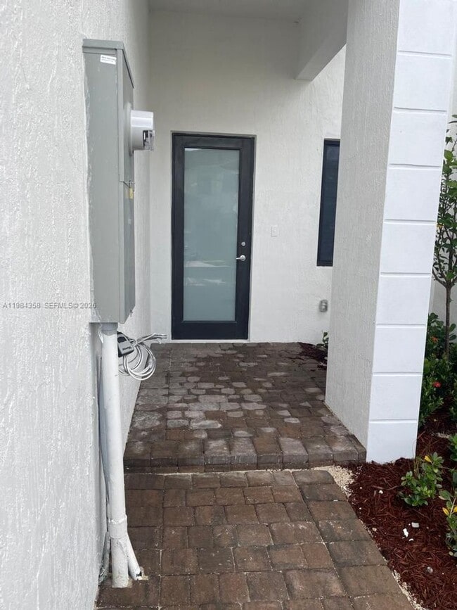 Building Photo - 13637 SW 157th Pl