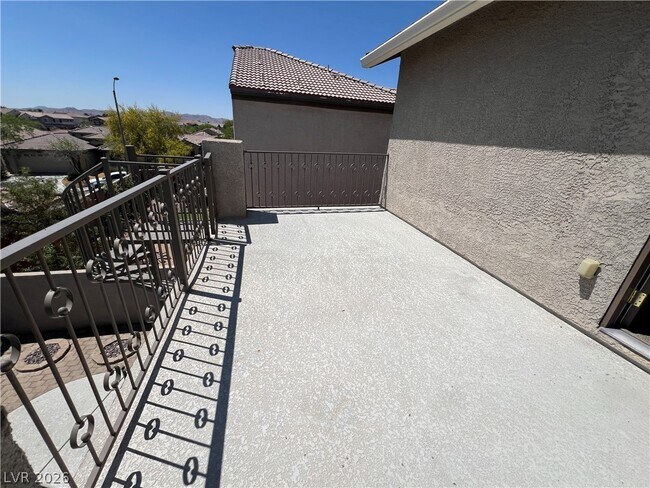 Building Photo - 9460 Glendora Valley St