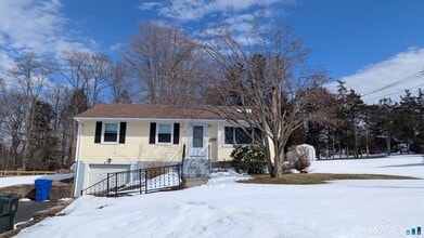 Building Photo - 3 Mountain View Dr