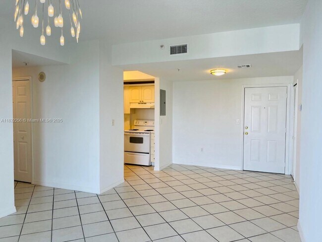 Building Photo - 3500 Coral Wy