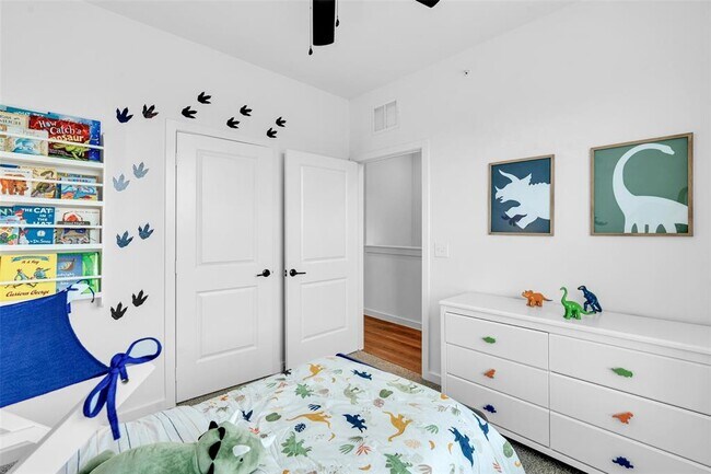 Building Photo - 1404A Forward Dr