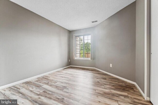 Building Photo - 14114 Lauren Ln