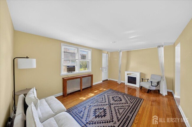 Building Photo - 513 Brooklawn Ave