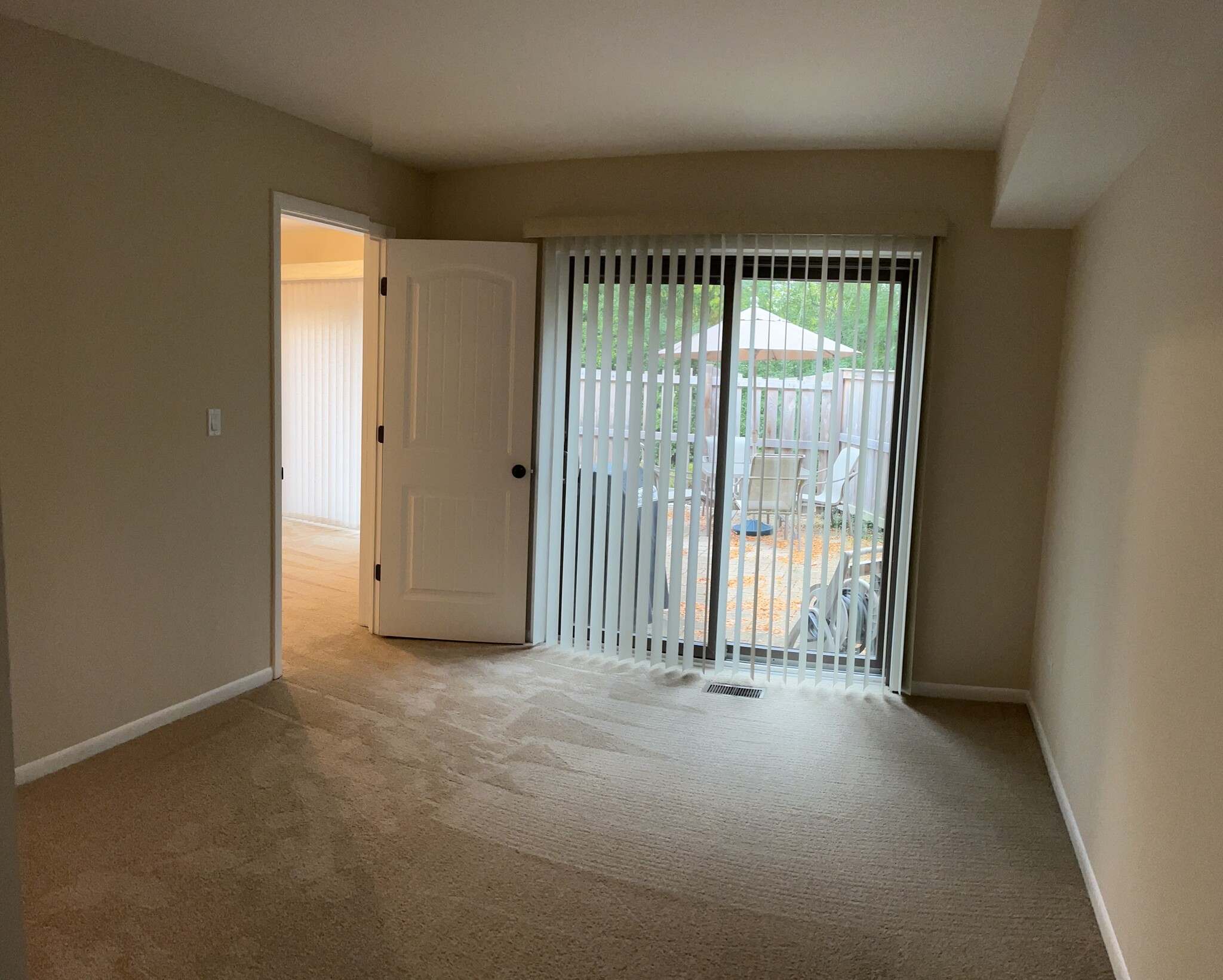 Building Photo - 128 Mohawk Trl