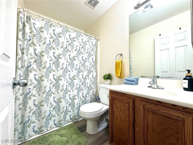 Building Photo - 3817 Bayamon St