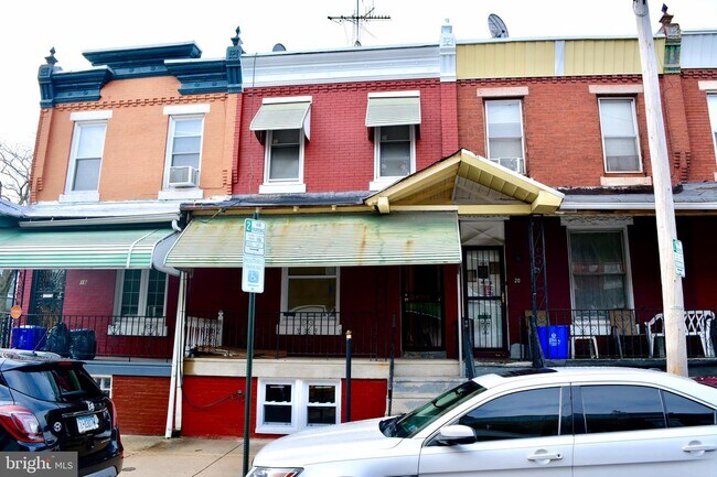 Building Photo - 18 N Ithan St