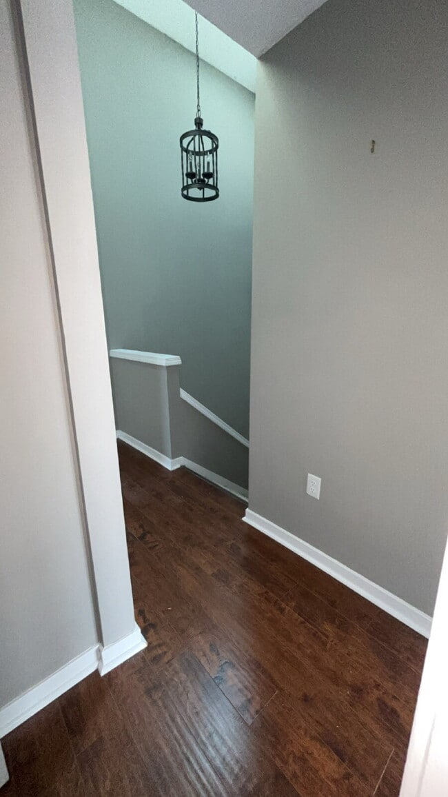 Building Photo - Reservoir living with utilities included for $2200!!