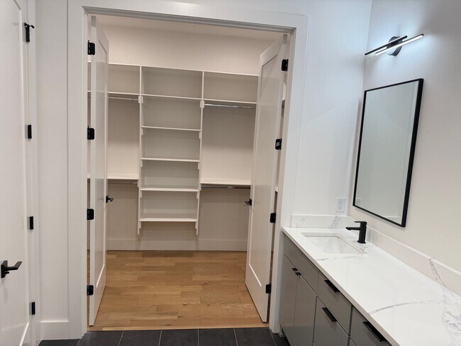 Building Photo - 30 Magrath Cir