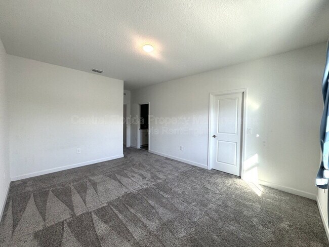 Building Photo - 5774 Stephens Rd