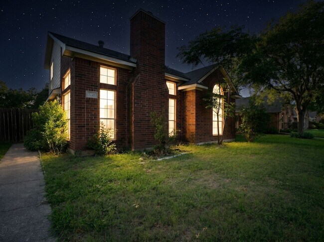 Building Photo - 3721 Smartt St