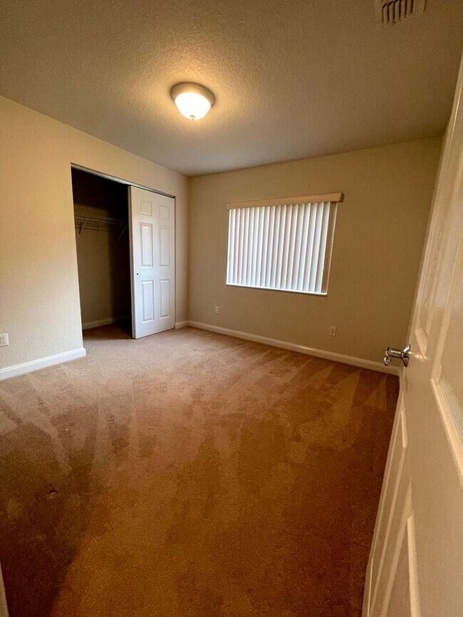 Building Photo - Capri Villa in Village Walk-11831 Iselle D...