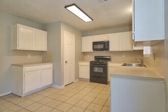 Building Photo - 219 Fort Sumter Ct