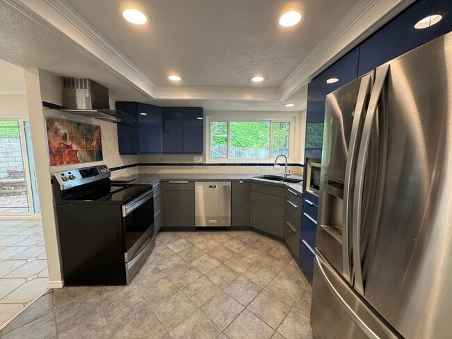 Building Photo - Beautiful 4Bd/2.5Ba Spacious Home in Missi...