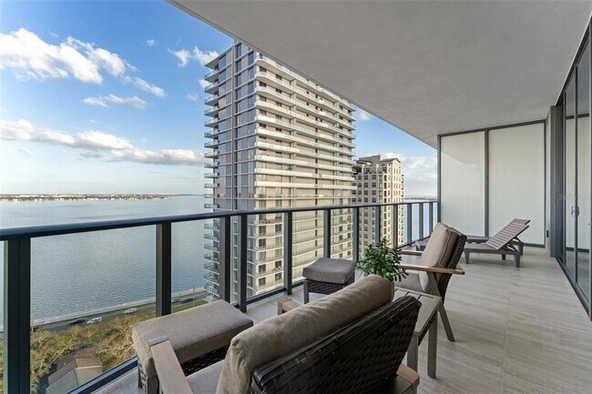 Building Photo - 3015 S Ysabella Ave