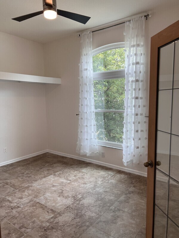 Building Photo - 904 Citrone Ct