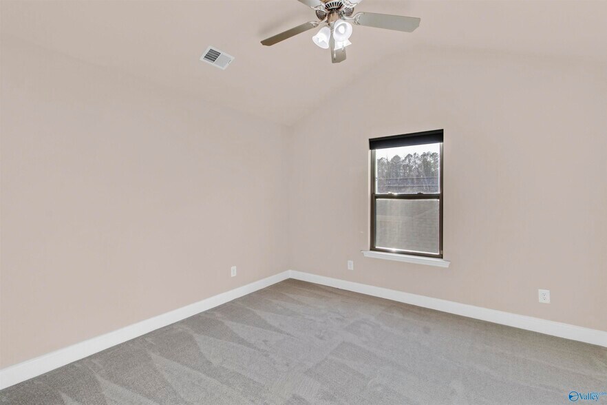 Building Photo - 110 Wolf Creek Trl SW