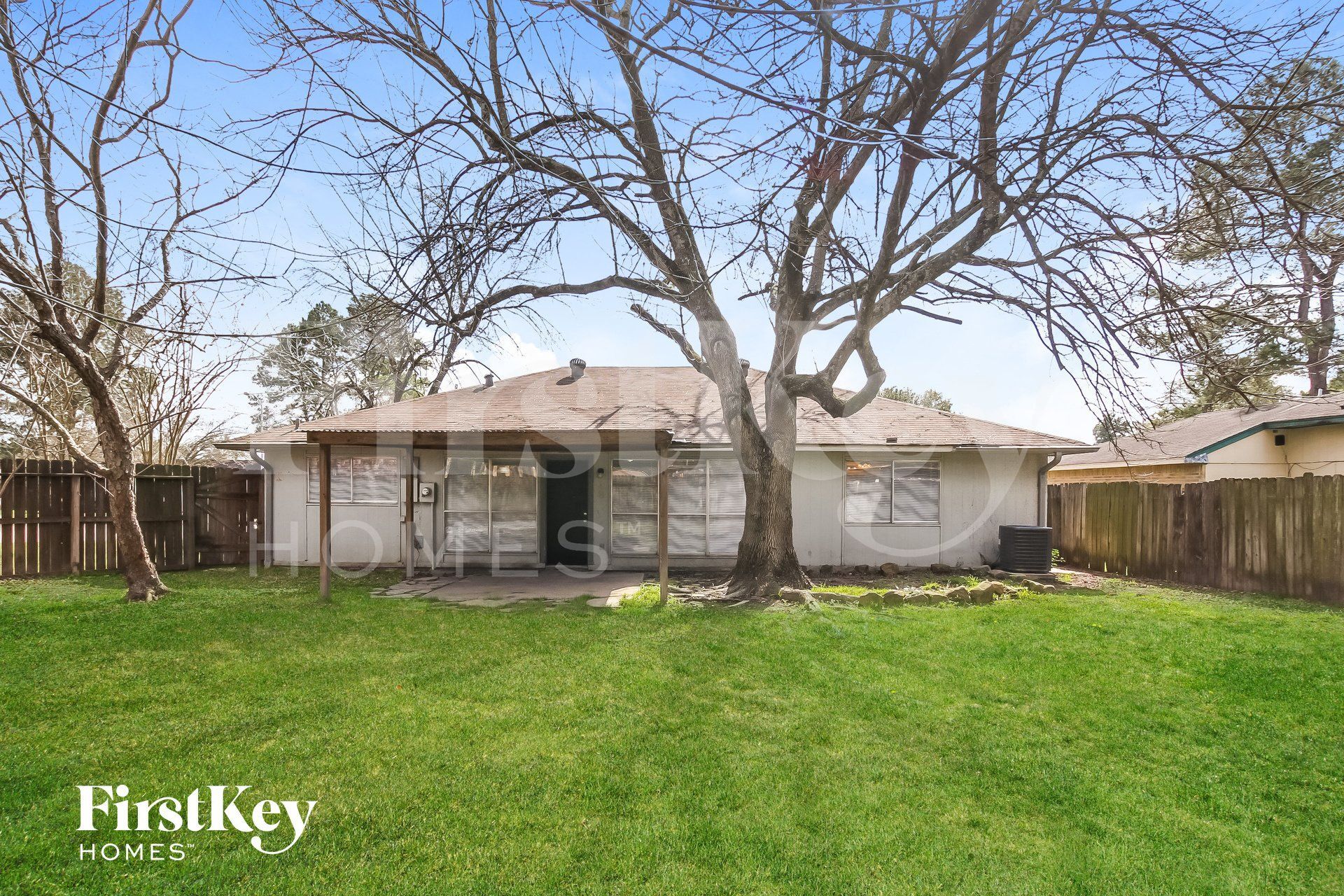 Building Photo - 4118 Pinebridge Ln