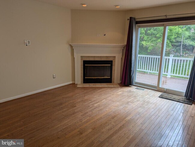 Building Photo - 123 Shoal Creek Dr