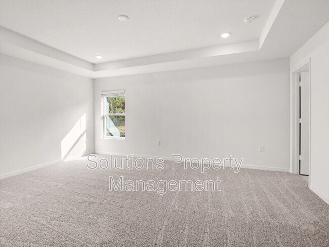 Building Photo - 2192 Vinifera Dr