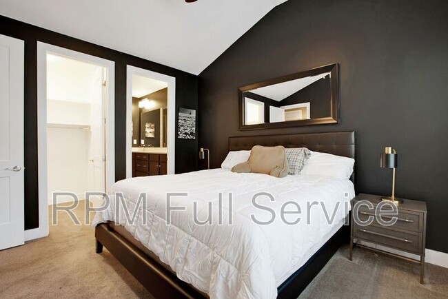 Building Photo - 508 Vernon Cir