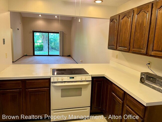 Building Photo - 2 br, 1 bath House - 1903 Muny Vista Ct., ...