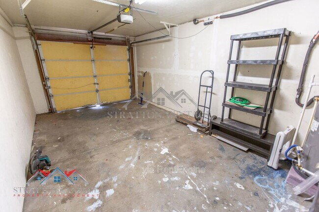 Building Photo - 1314 S 78th St