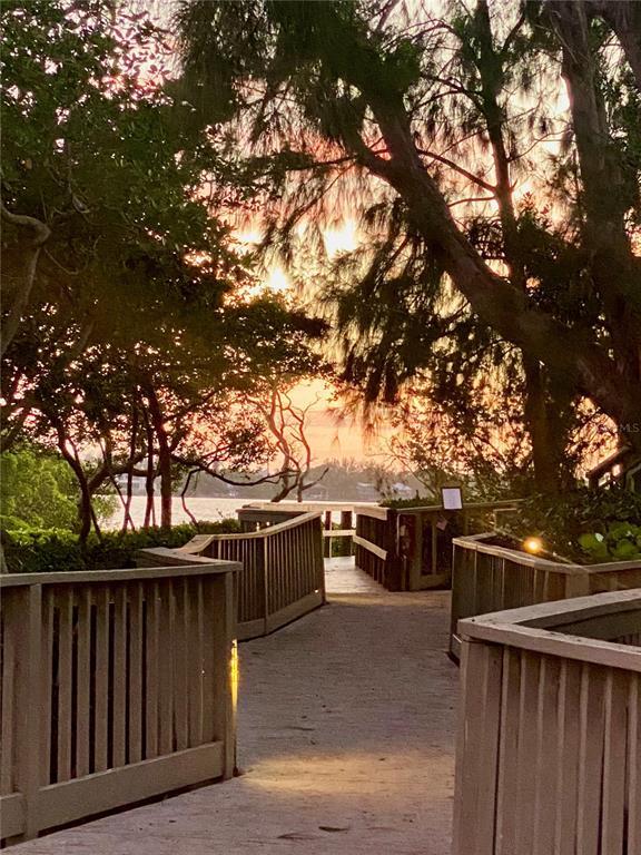 Building Photo - 1667 Brookhouse Cir