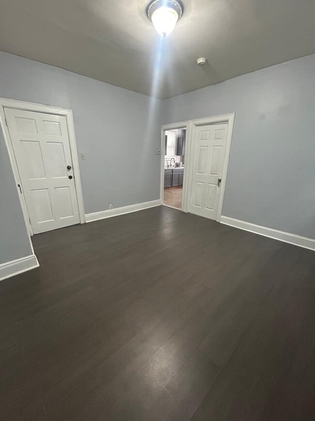 Building Photo - 329 Columbia Ave