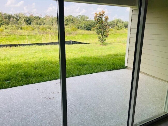 Building Photo - 1840 Ancestry Trl