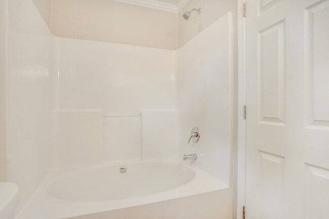 Building Photo - 173 Harwell Rd