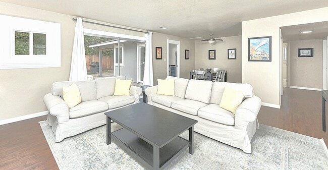 Building Photo - 154 Baxter Ave