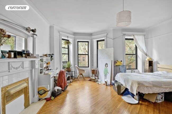 Primary Photo - 39 St Pauls Pl